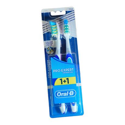 فراشي اسنان اورال بي / برو ايكسبيرت كروس اكشن مزدوج